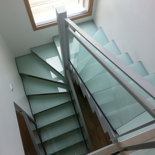 Escalier en verre